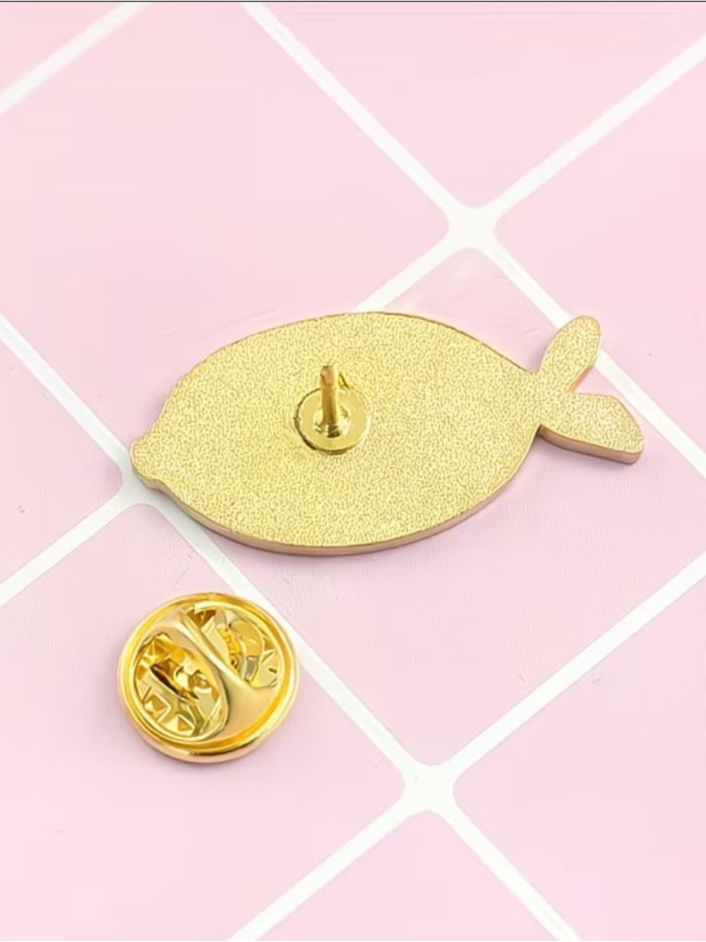 Easy Peasy Lemon Squeezy Lemon Enamel Pin - Picture 3 of 3